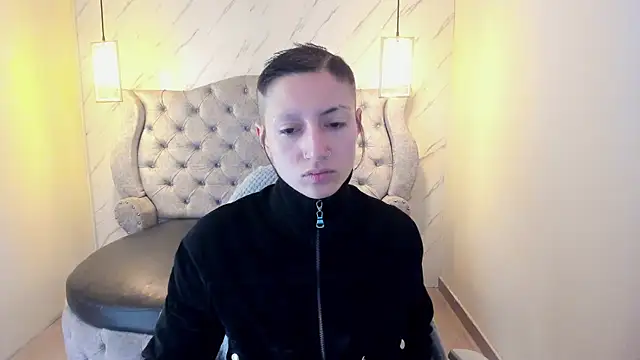 Snapshot of Fieramadame chatting on May 20, 2026, 12:02 pm Fieramadame online show from May 20, 2026, 12:02 pm