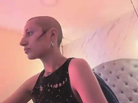 Fieramadame online show from March 25, 2026, 7:13 pm