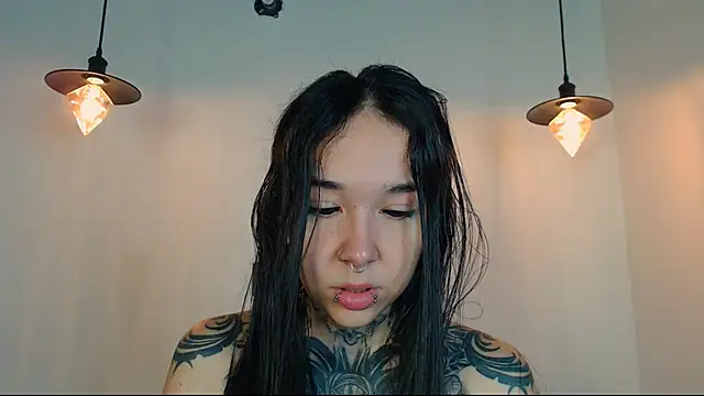 Snapshot of alien_eyes09 chatting on February 28, 2026, 2:11 am alien eyes09 online show from February 28, 2026, 2:11 am