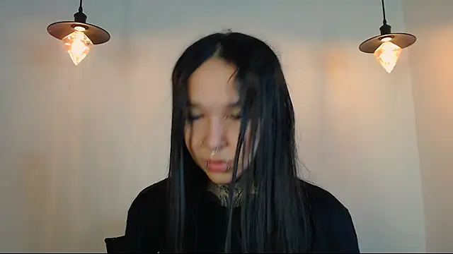 Snapshot of alien_eyes09 chatting on February 21, 2026, 2:02 am alien eyes09 online show from February 21, 2026, 2:02 am