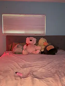 daniella monroe online show from March 10, 2026, 8:24 pm