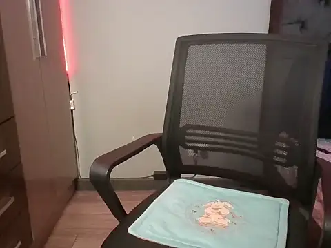 Snapshot of WILD_BIGCOCK35 chatting on February 23, 2026, 12:01 am WILD BIGCOCK35 online show from February 23, 2026, 12:01 am