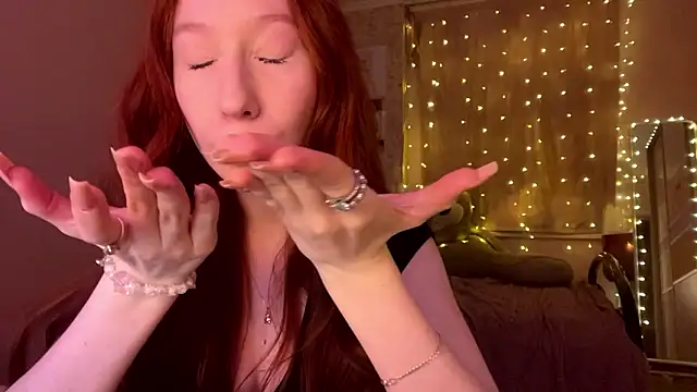 Snapshot of stella_foxi chatting on February 27, 2026, 4:29 pm stella foxi online show from February 27, 2026, 4:29 pm