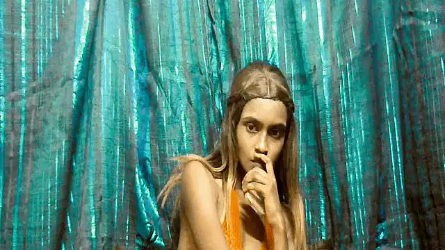 Snapshot of SassyXindian chatting on April 1, 2026, 2:14 pm SassyXindian online show from April 1, 2026, 2:14 pm