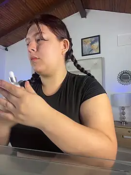 cotton 07 online show from February 25, 2026, 11:21 am