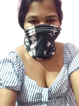 Snapshot of dipikakisans chatting on February 13, 2026, 4:01 am dipikakisans online show from February 13, 2026, 4:01 am