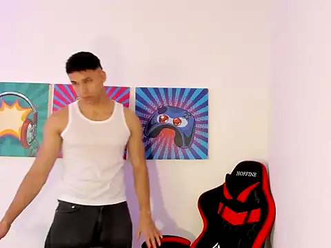 Snapshot of Thomas_walker14 chatting on February 21, 2026, 12:51 pm Thomas walker14 online show from February 21, 2026, 12:51 pm