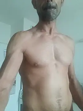 Snapshot of Micka3043 chatting on August 4, 2026, 7:40 pm Micka3043 online show from August 4, 2026, 7:40 pm