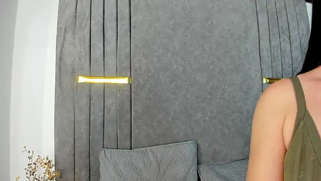 Aria Candyy online show from March 4, 2026, 1:30 pm