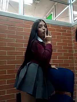 Gatita Only17 online show from February 13, 2026, 3:12 pm