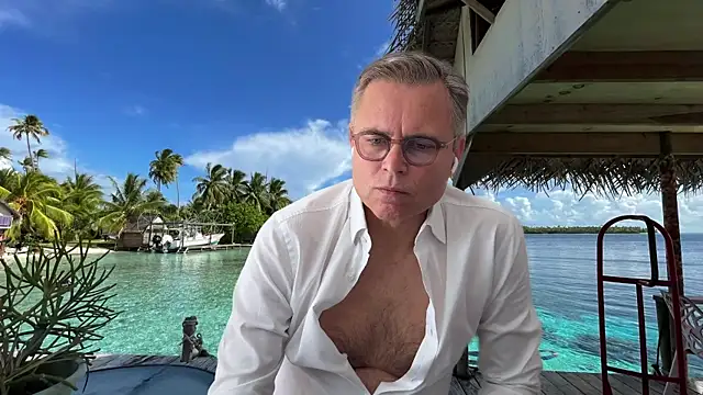 stephcmoi007 online show from April 20, 2026, 8:28 am