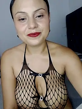Snapshot of tiifany_lopez chatting on April 30, 2026, 10:36 pm tiifany lopez online show from April 30, 2026, 10:36 pm