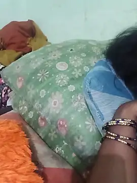 Snapshot of tamilkaviya431 chatting on May 16, 2026, 10:47 am tamilkaviya431 online show from May 16, 2026, 10:47 am