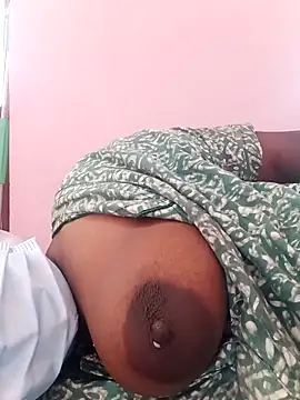 tamilkaviya431 online show from March 12, 2026, 9:02 am