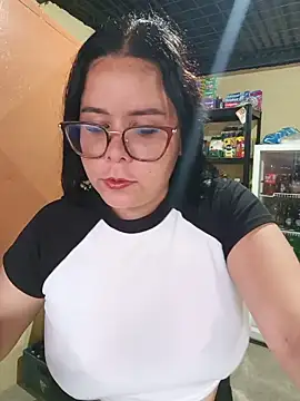 Snapshot of Blanquita_vip chatting on July 11, 2026, 11:32 am Blanquita vip online show from July 11, 2026, 11:32 am