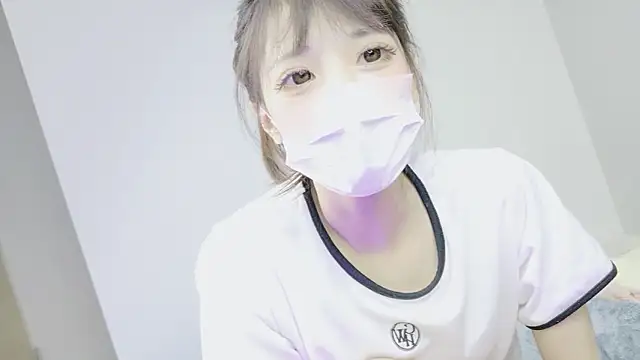 nene sakurada online show from March 12, 2026, 8:46 pm