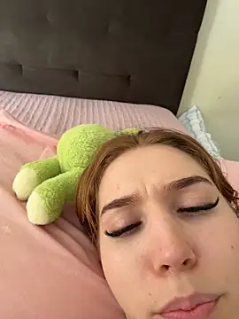 Snapshot of Aneruivinhaa chatting on February 20, 2026, 1:46 pm Aneruivinhaa online show from February 20, 2026, 1:46 pm