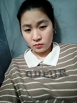 Snapshot of -Datini- chatting on February 19, 2026, 8:55 am -Datini- online show from February 19, 2026, 8:55 am