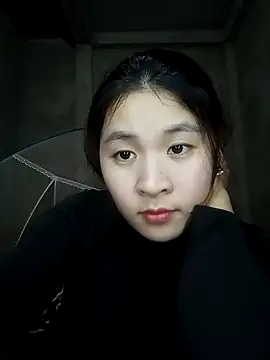 Snapshot of -Datini- chatting on February 18, 2026, 7:49 am -Datini- online show from February 18, 2026, 7:49 am