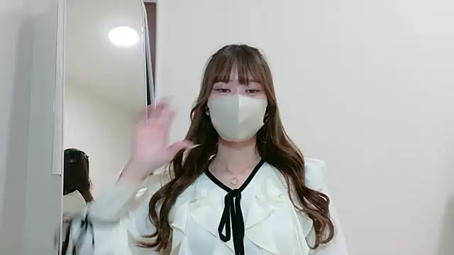 ukachan  online show from March 17, 2026, 2:09 pm