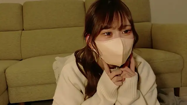 ukachan  online show from March 10, 2026, 2:32 pm