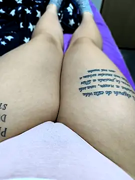 Bloom Dahlia online show from April 3, 2026, 12:50 am