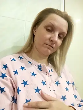 Snapshot of SusanGold9211 chatting on February 26, 2026, 7:58 pm SusanGold9211 online show from February 26, 2026, 7:58 pm