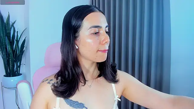 Snapshot of sara_ospina22 chatting on May 31, 2026, 9:04 pm sara ospina22 online show from May 31, 2026, 9:04 pm