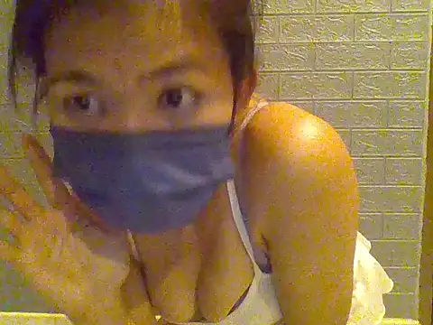 strong-girl93 online show from February 27, 2026, 3:45 pm