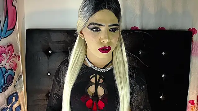 Snapshot of Kristal_Queen01 chatting on May 22, 2026, 5:49 am Kristal Queen01 online show from May 22, 2026, 5:49 am