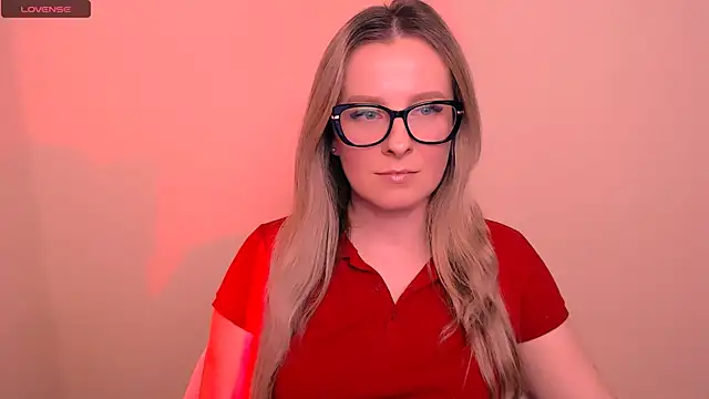 AnnePeach online show from March 20, 2026, 7:04 pm