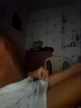 Snapshot of jujubinha1028 chatting on February 14, 2026, 4:45 am jujubinha1028 online show from February 14, 2026, 4:45 am