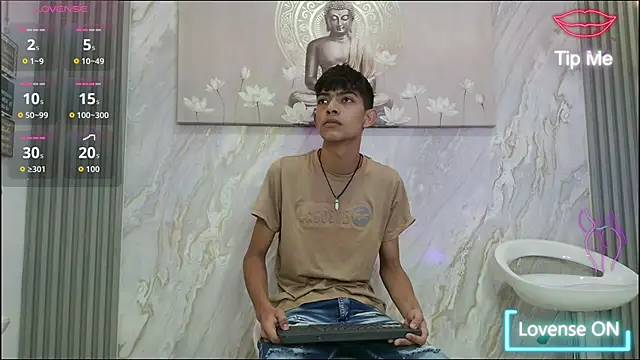 KITTY BOSH online show from April 10, 2026, 1:07 pm