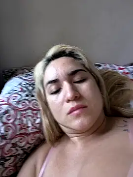 Snapshot of violet-grey chatting on March 14, 2026, 4:13 pm violet-grey online show from March 14, 2026, 4:13 pm