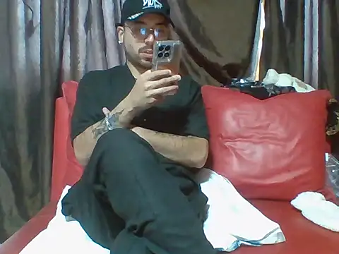 Karamel444 online show from February 24, 2026, 10:54 pm