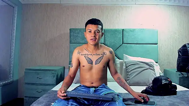 Snapshot of TylerGandi chatting on February 21, 2026, 7:49 pm TylerGandi online show from February 21, 2026, 7:49 pm