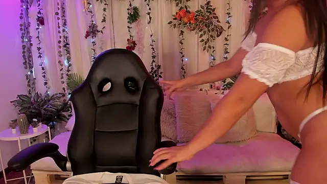 cata desire online show from February 27, 2026, 8:41 pm