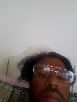 Snapshot of isuru_lakshan chatting on March 25, 2026, 8:57 am isuru lakshan online show from March 25, 2026, 8:57 am