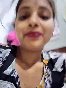 Snapshot of samayra1144 chatting on April 18, 2026, 5:43 am samayra1144 online show from April 18, 2026, 5:43 am