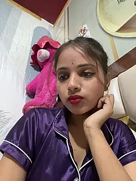 Snapshot of samayra1144 chatting on May 8, 2026, 1:15 pm samayra1144 online show from May 8, 2026, 1:15 pm