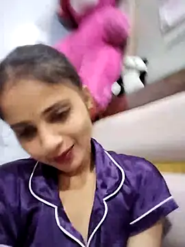 Snapshot of samayra1144 chatting on April 21, 2026, 2:56 pm samayra1144 online show from April 21, 2026, 2:56 pm