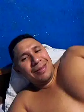 Snapshot of deiner13 chatting on February 28, 2026, 6:18 pm deiner13 online show from February 28, 2026, 6:18 pm