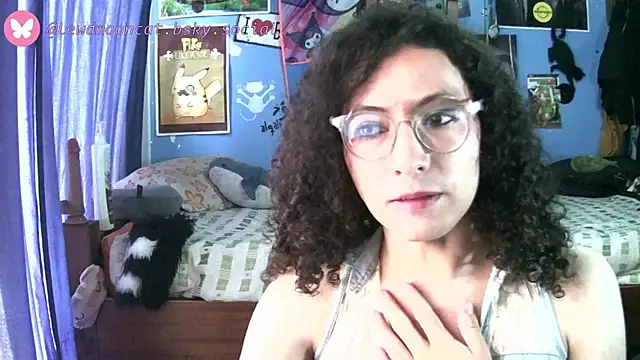 Snapshot of lewd_mooncat chatting on May 14, 2026, 9:01 pm lewd mooncat online show from May 14, 2026, 9:01 pm