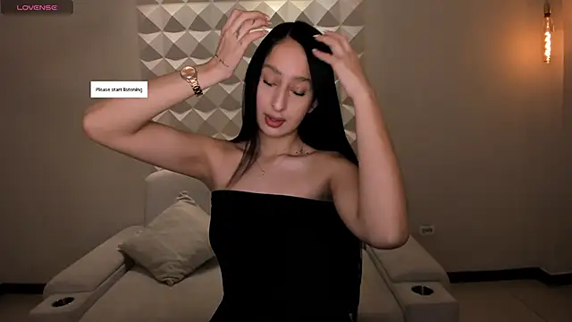 Snapshot of AmaraDivine chatting on May 1, 2026, 12:10 pm AmaraDivine online show from May 1, 2026, 12:10 pm