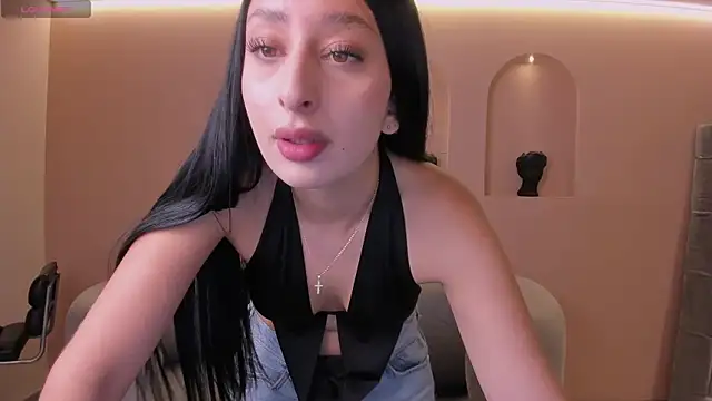 AmaraDivine online show from February 21, 2026, 11:45 am