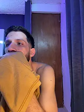 Snapshot of Karim_mansur chatting on March 15, 2026, 5:03 am Karim mansur online show from March 15, 2026, 5:03 am