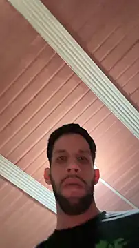 Snapshot of Karim_mansur chatting on May 22, 2026, 4:32 am Karim mansur online show from May 22, 2026, 4:32 am
