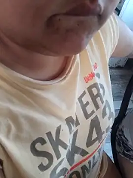 Snapshot of 69_less chatting on February 27, 2026, 5:02 pm 69 less online show from February 27, 2026, 5:02 pm