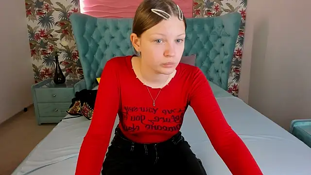 LauraBev online show from February 19, 2026, 12:35 pm