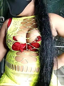 Snapshot of Liyona_s chatting on June 23, 2026, 4:21 am Liyona s online show from June 23, 2026, 4:21 am